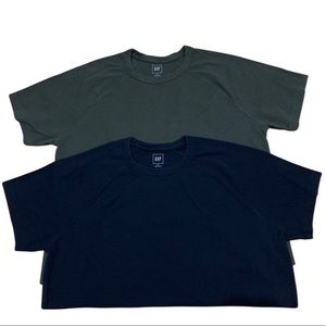 Two Mens Gap Short Sleeved Shirts